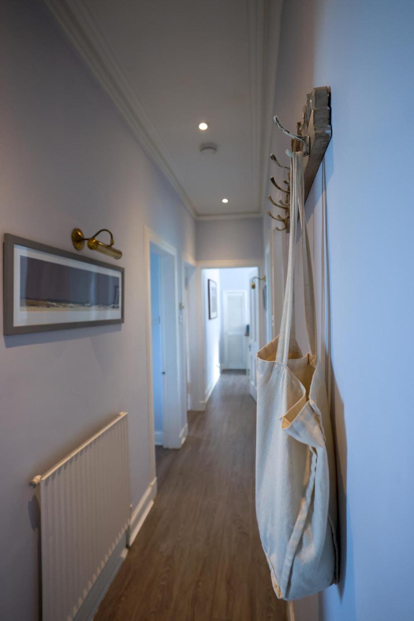 Three Oban Apartment Exterior photo